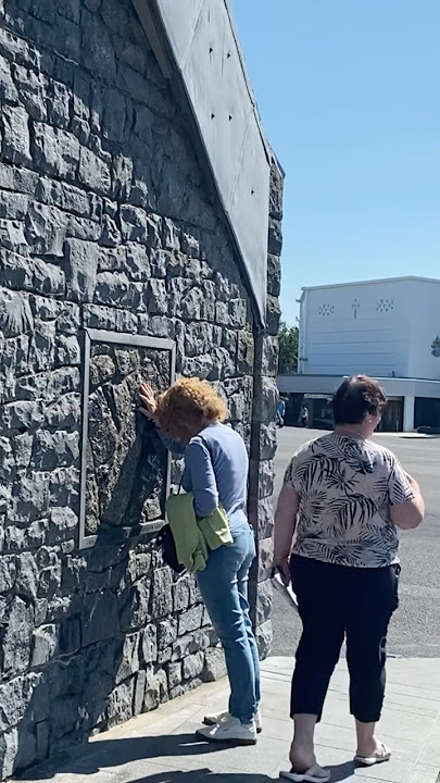 Apparition of Mama Mary in Republic of Ireland