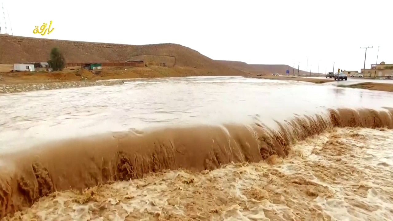 شيلة المجمعة مع تصوير سيول المجمعة  2 . 3 / 7 / 1438هـ انشاد محمد العريني اخراج / عثمان الربيعة