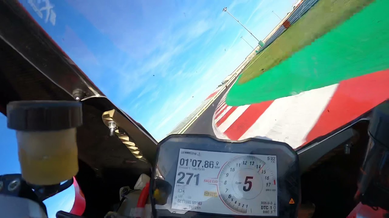 Misano Curvone Ducati Panigale V4R