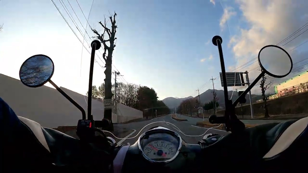 スーパーカブJA59　朝の走行 ②　 2026年3月6日 　日の出　朝からいい天気　風はなく寒くない