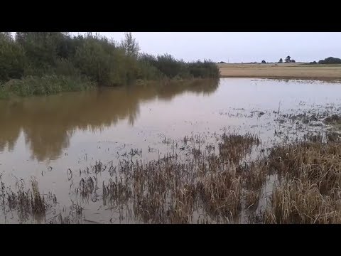 Video: Kā apturēt plūdu ūdeni?