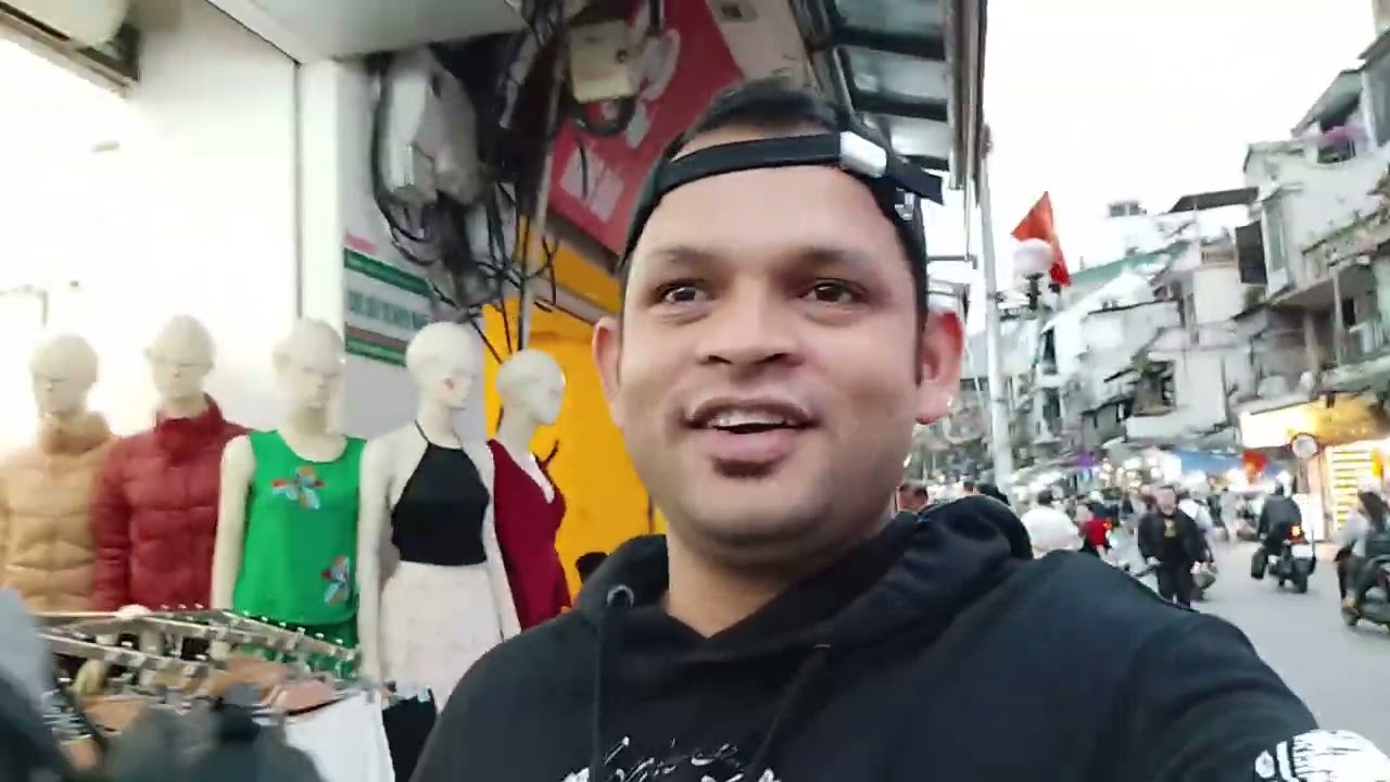 आज हम वियतनाम के छोटे मोटे मार्केट खूब सारा मजा क्या #Vietnam Hanoi 🇻🇳 #travel India #uttarakhand 