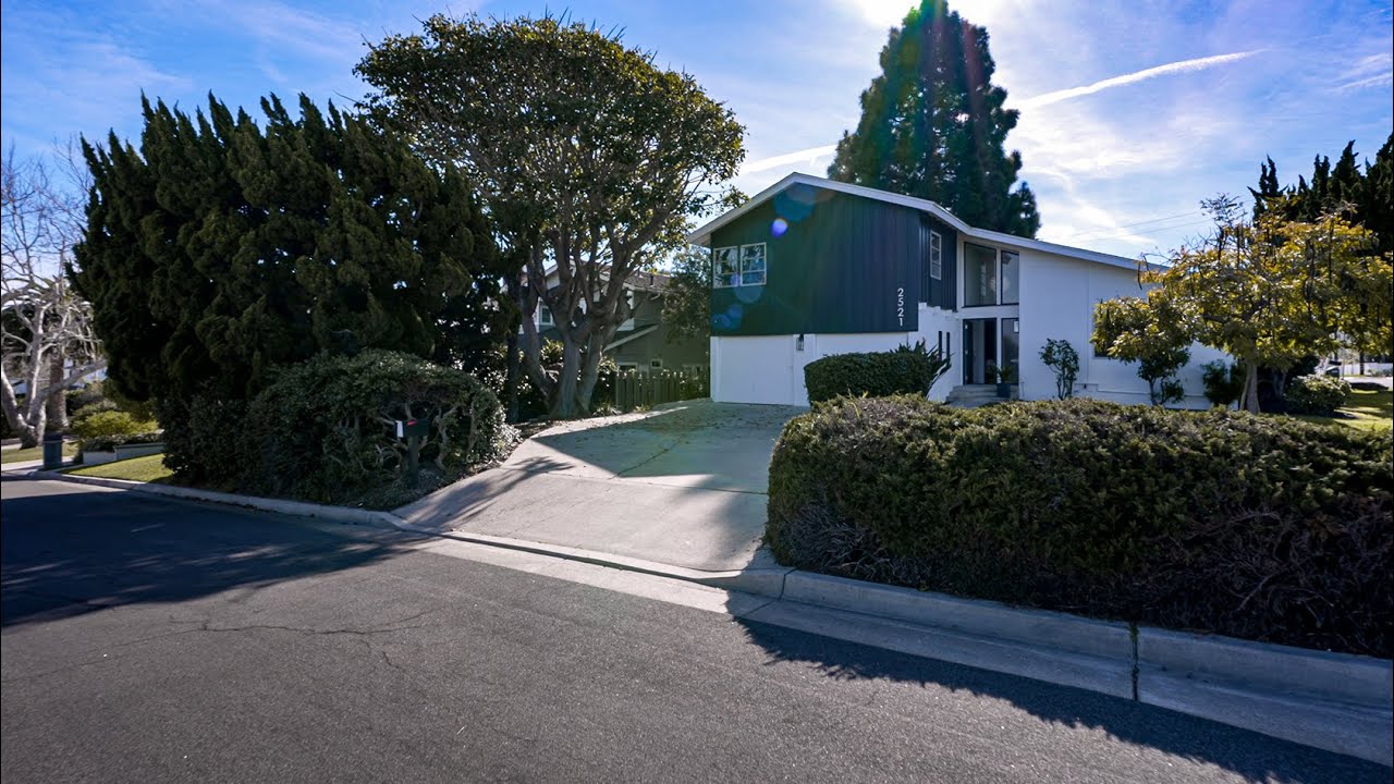 Mid-Century Modern Home | Costa Mesa, CA | Luxury Real Estate