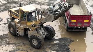 CAT 966F Heavy Duty Wheel Loader Loading Huge Rocks | Ultimate Quarry Machinery Action