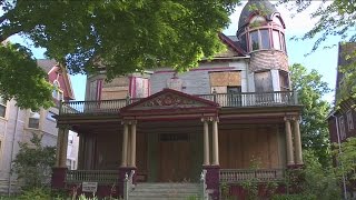 City of Milwaukee looks to sell foreclosed homes