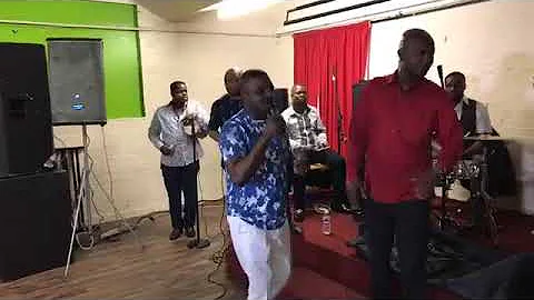 Fuji Icon, Alh. Abass Akande Obesere Live in Manchester For Tunmyray Promotions. Watch & Share !!!