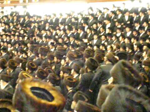 Satmar Sheva Bruchas In Williamsburg Part 1