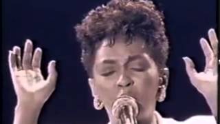 Anita Baker No One In The World Live11