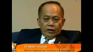 Download lagu Wisuda Gabungan LPT Y A I 2013 ( Tv One - Coffee Break 29 Agustus 2013 )