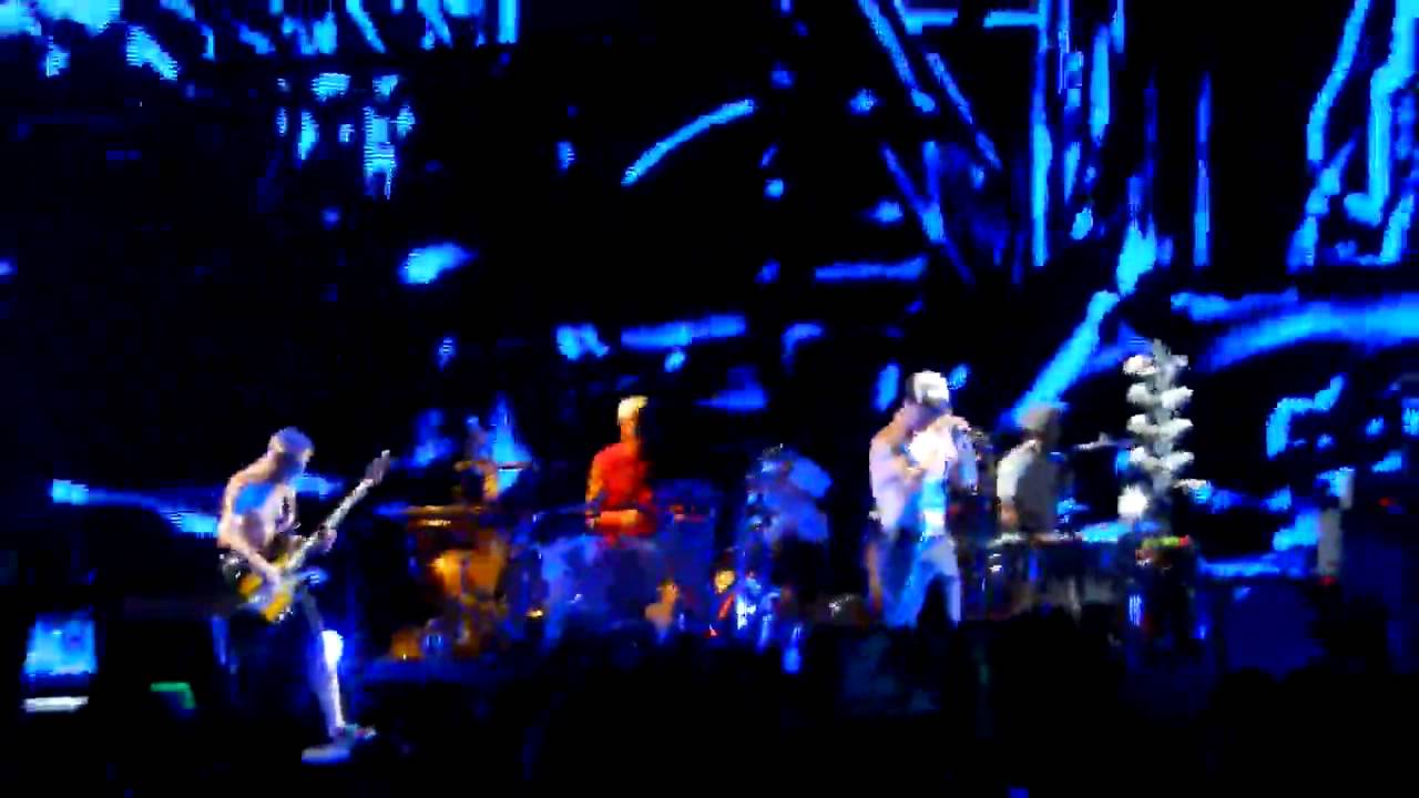 Red Hot Chili Peppers "HARD TO CONCENTRATE" live staples center 8/12