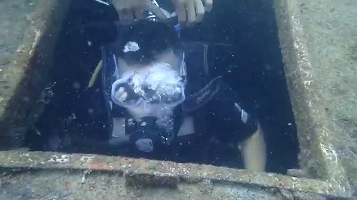 2015 Sept Police Ship Wreck  Raymond Cain