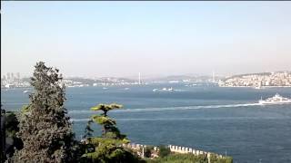 Topkapı Sarayı  ve istanbul boğazı manzarası