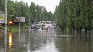 Потоп в районе рынка 9-го мкр. Липецк 19.06.2016