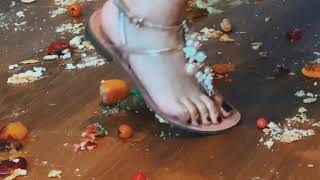 New Video Giantess Crush Contact Me Elisebig1992