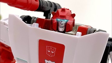 Transformers Generations War for Cybertron: Kingdom Red Alert