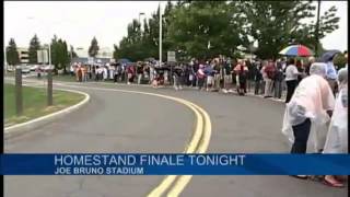 Jeter Bobblehead Night at The Joe