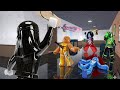 خليت امي تلعب mm2 بسكنات سناكات 🍿🧃!! ( صراخ و ضحك 😭 )