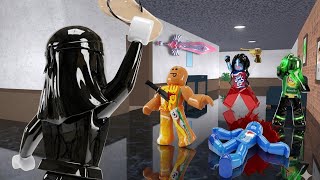خليت امي تلعب mm2 بسكنات سناكات 🍿🧃!! ( صراخ و ضحك  😭 )