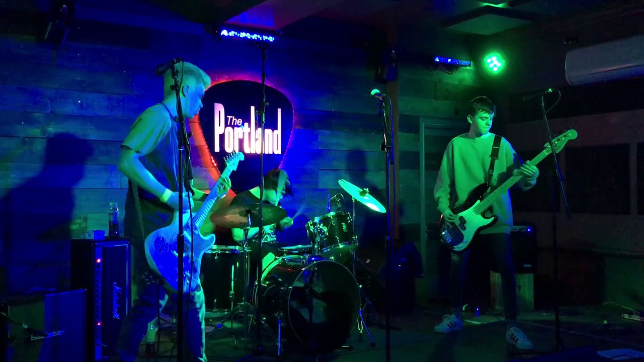 ASBESTØS - The Portland Arms, Cambridge (18th October 2017)