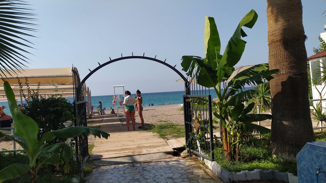 Meridia beach hotel, выход к морю