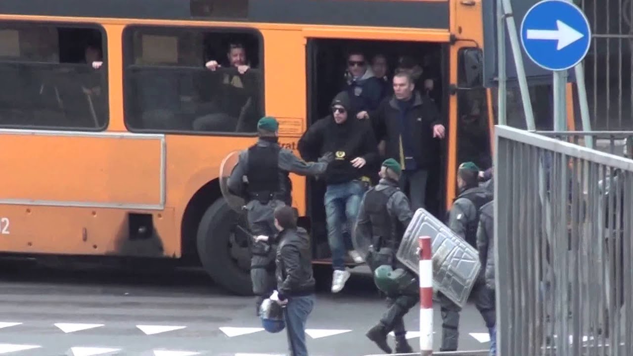 GENOA vs HELLAS VERONA 2013 (filmo di un francese)