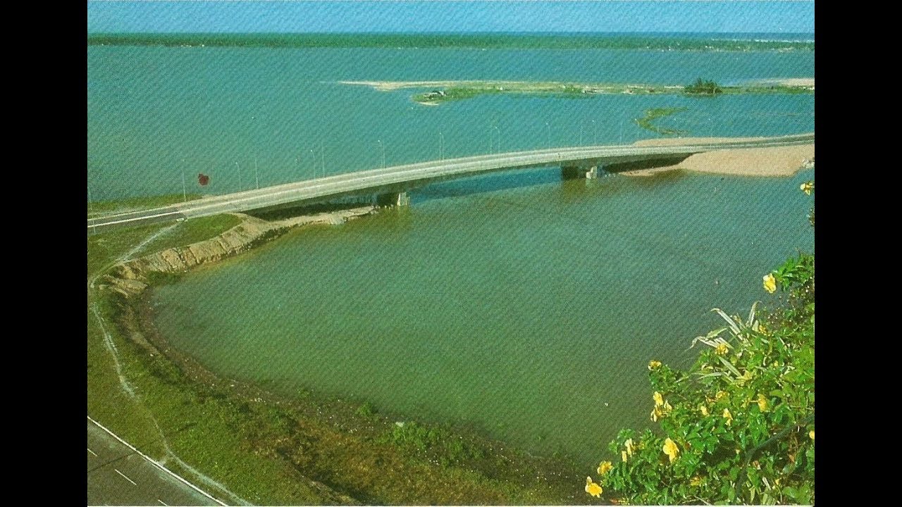 COMO SURGIU A COROA DO MEIO?