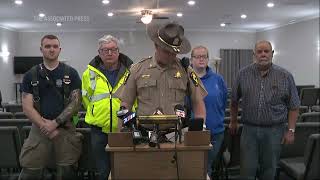 At least 6 dead after dust storm crashes in Illinois