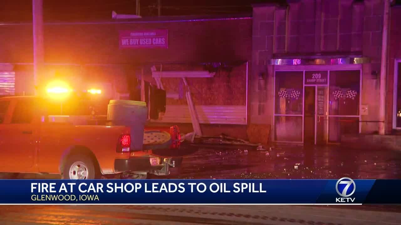 Fire at Glenwood auto body shop lead to oil spill into a Mills County
