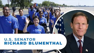 U.S. Senator Richard Blumenthal congratulates Chairwoman Zahng Gil-jah