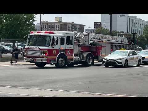 Philadelphia Fire Department Engine 5, Ladder 6 & Battalion 11 Responding! 