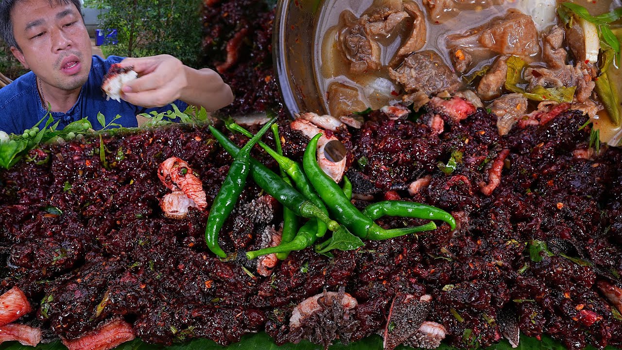 ลาบเหนือเผ็ดๆขมๆ ซดน้ำต้มแซ่บเนื้อแซ่บๆ กับบรรยากาศฝนตกปรอยๆ -24-08-2023-