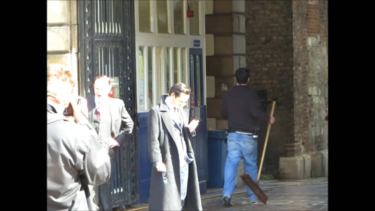 Mark Gatiss & Andrew Scott - Behind the scenes - Sherlock series 3