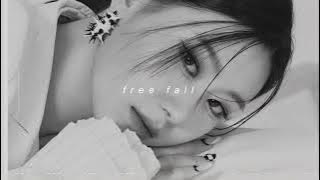 Download lagu itzy - free fall (slowed   reverb)