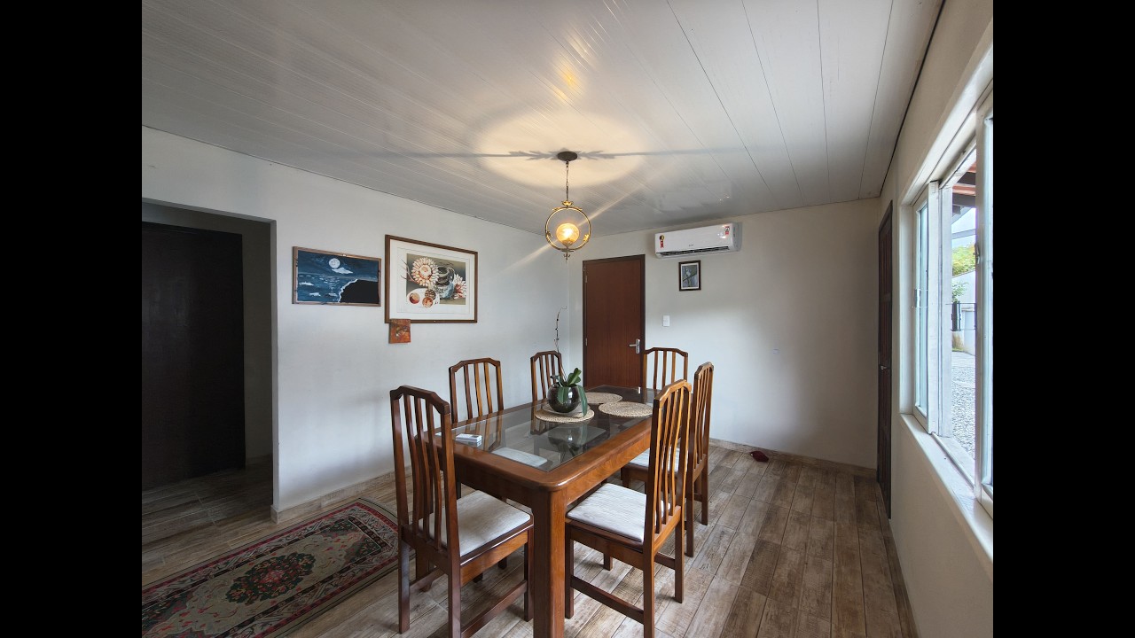 Venda - Casa Averbada no Bairro São Marcos