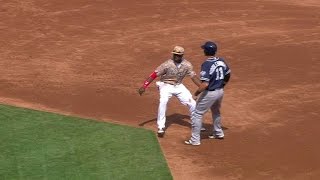 SD@CIN: Hamilton starts a double play on Solarte
