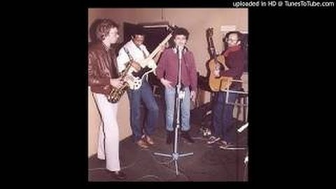 Atmosfear - Dancing In Outer Space (Dubbed In Space Version 1)