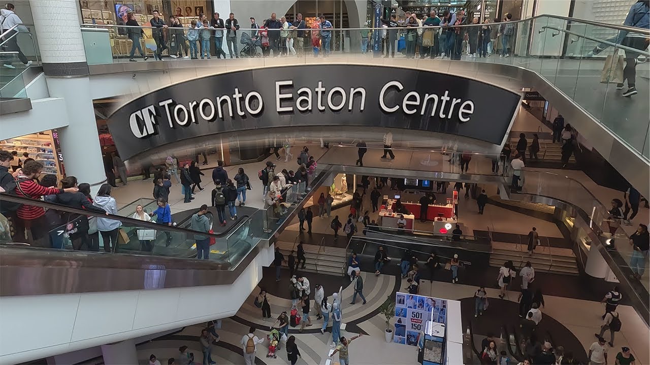 EATON CENTRE & DUNDAS SQ TORONTO - YouTube