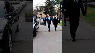 Milorad Dodik stigao u Narodnu skupštinu Srpske. Milorad Dodik stigao u Narodnu skupštinu Srpske.