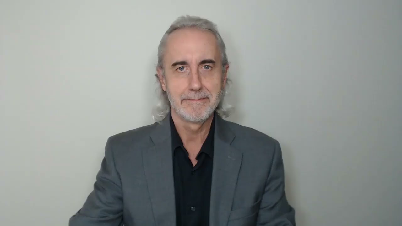 Coffee Break (Q&A)  What is the emerging church movement.