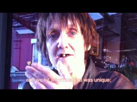 VINI REILLY [No 7 in The Times'  Best Ever Guitarists]