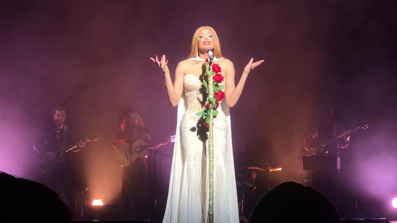 Valentina singing live in Los Angeles (Part 1)