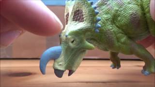 Review 144 Collecta 2017 Einiosaurus