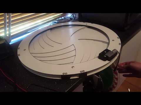 Mechanical iris fanblade design