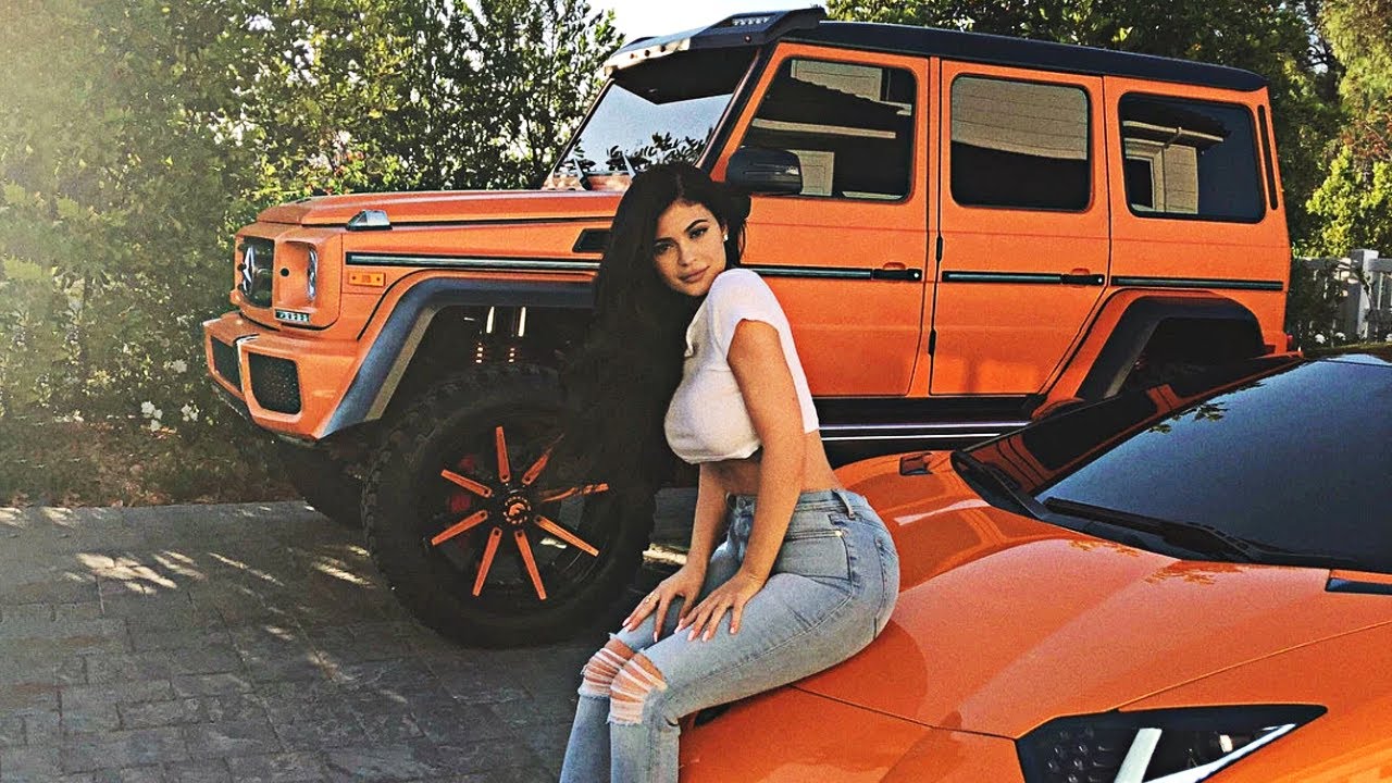 ⁣Inside Kylie Jenner's Insane Car Collection