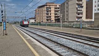 E405 001 strombazzante in transito a monopoli