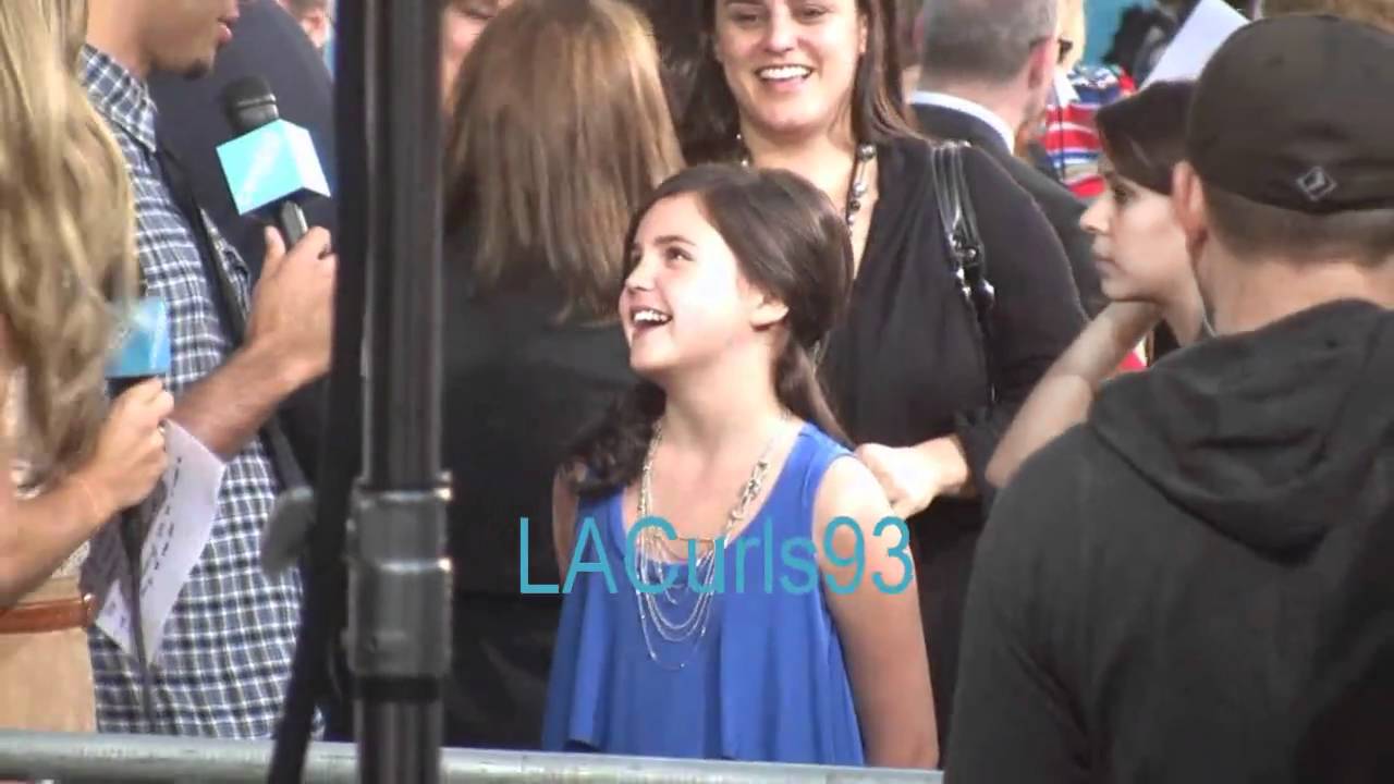 Bailee Madison has an adorable Smile