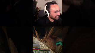 Squeex is such a loner | #squeex #clipchimpp #justchatting #twitchclips