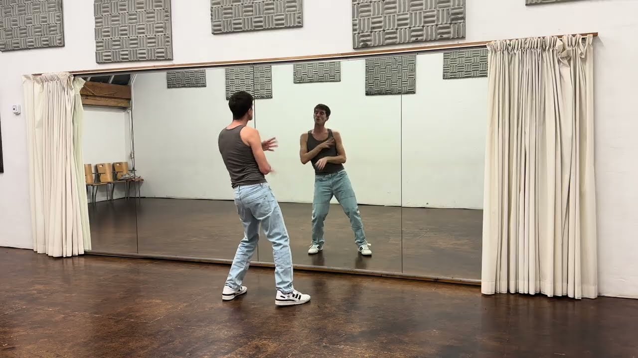 Урок танца к песне 