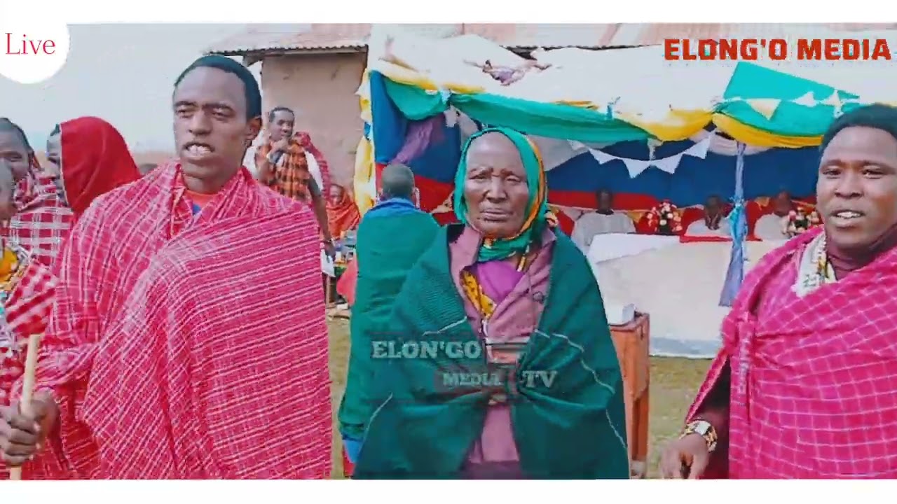 MWIIMBAJI DANIEL SAMUEL AWAKUSANYA WATU KWA STAIL YAKE YA UIMBAJI