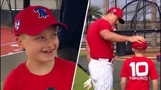 J.T. Realmuto invited an 8yearold fan from the stands and gave him the best day ever